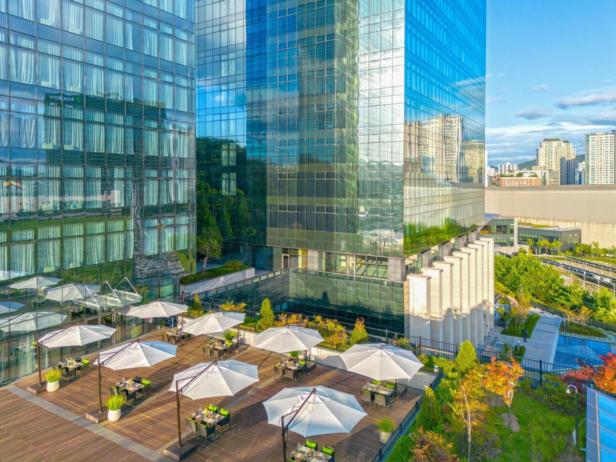 Doubletree By Hilton Seoul Pangyo Residences Seongnam Exteriör bild